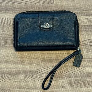 Coach Black Leather Wristlet Wallet